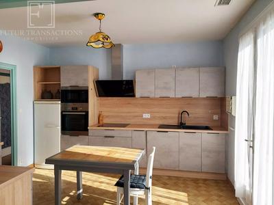 Maison - 158 m² - 9 pièces