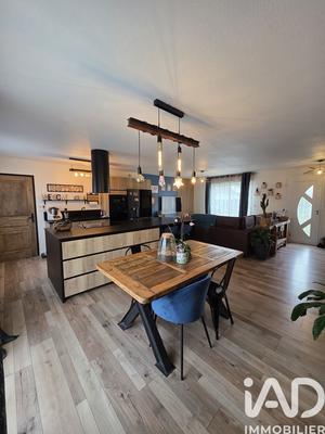 Maison - 118 m² - 6 pièces