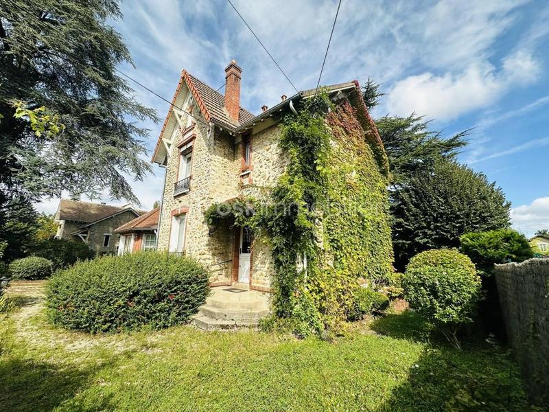 Propriété - 148 m² - 7 pièces