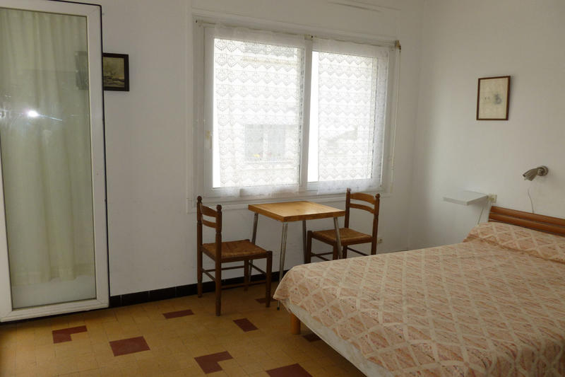 Maison - 245 m² - 9 pièces