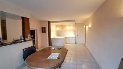 Maison - 197 m² - 6 pièces