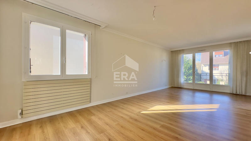 Maison - 122 m² - 7 pièces