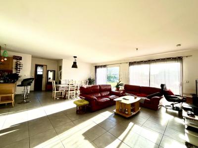 Maison traditionnelle - 114 m² - 5 pièces