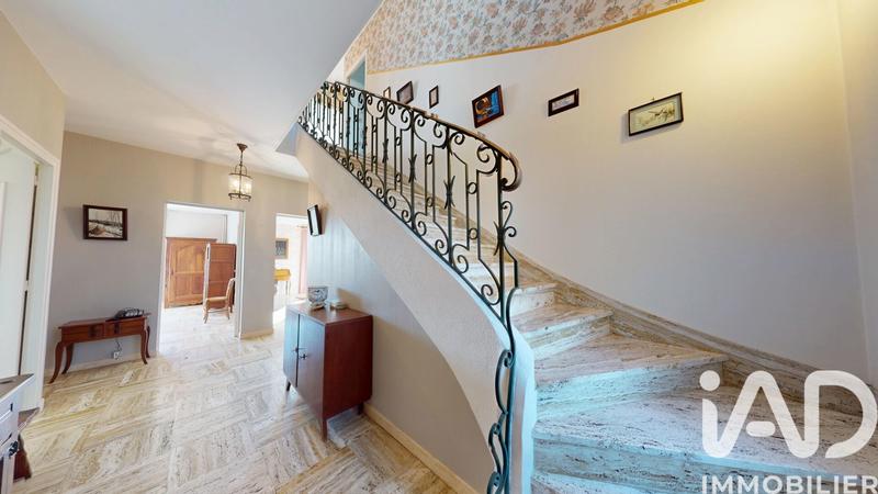 Maison - 364 m² - 6 pièces