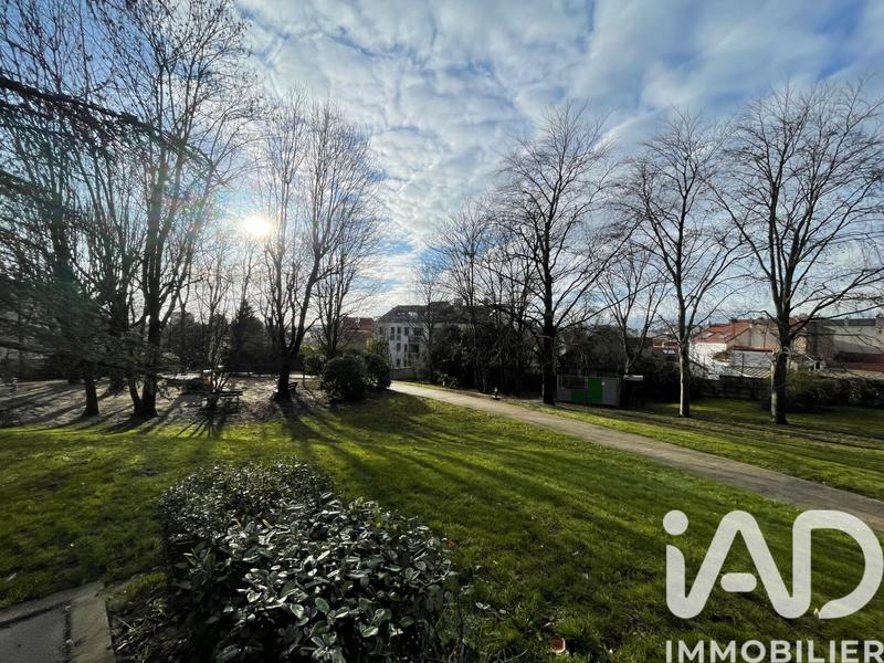 Appartement - 84 m² - 4 pièces