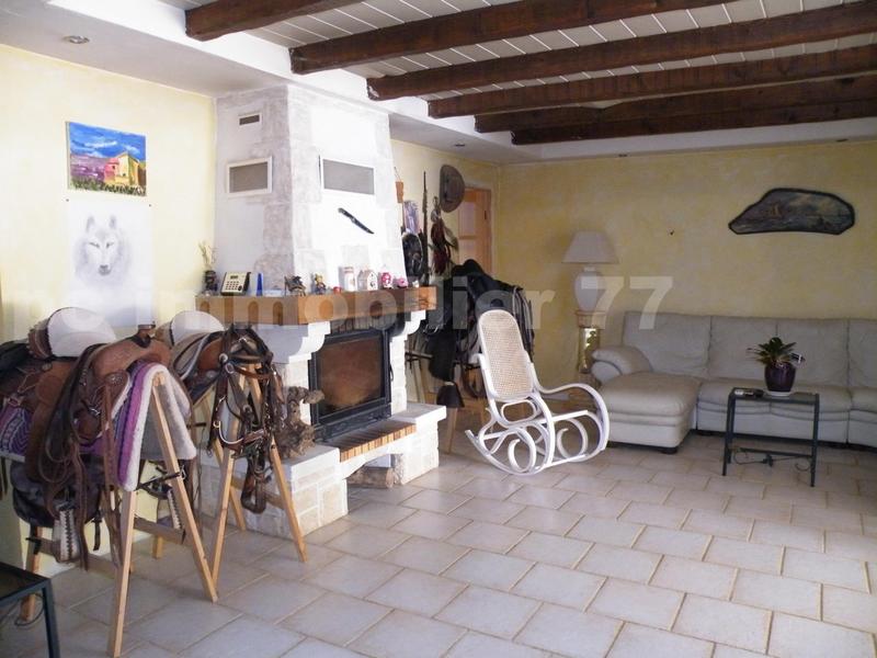 Villa - 300 m² - 11 pièces