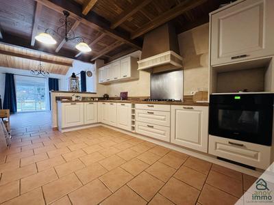 Maison - 172 m² - 8 pièces