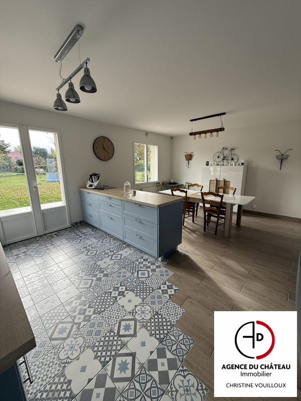 Maison traditionnelle - 142 m² - 6 pièces