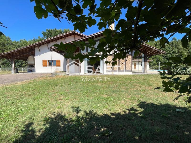 Maison - 185 m² - 6 pièces