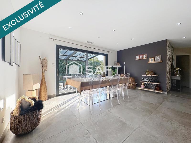 Maison - 151 m² - 6 pièces