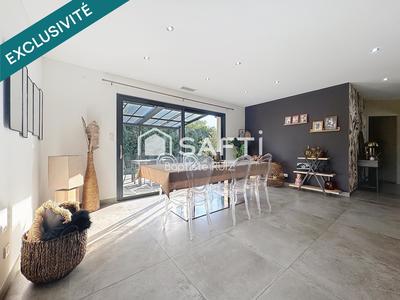 Maison - 151 m² - 6 pièces