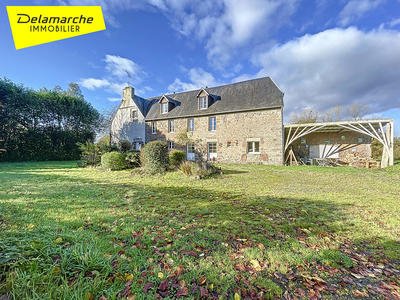 Maison - 224 m² - 7 pièces