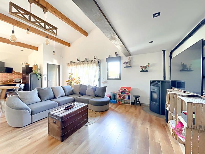 Maison - 107 m² - 6 pièces