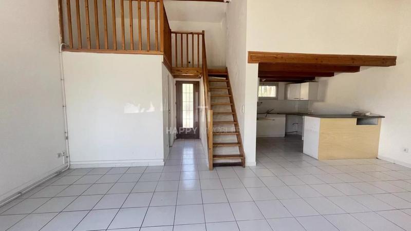 Maison - 185 m² - 8 pièces