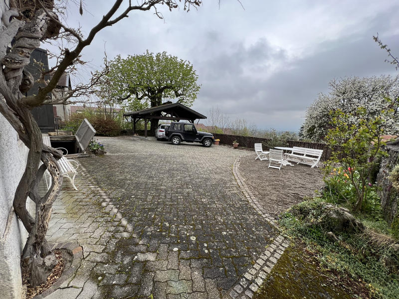 Maison - 185 m² - 8 pièces