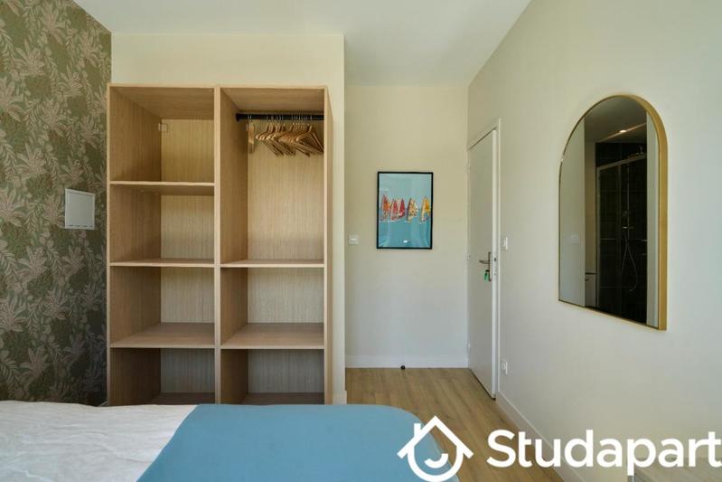 Chambre - 10 m² - 1 pièce