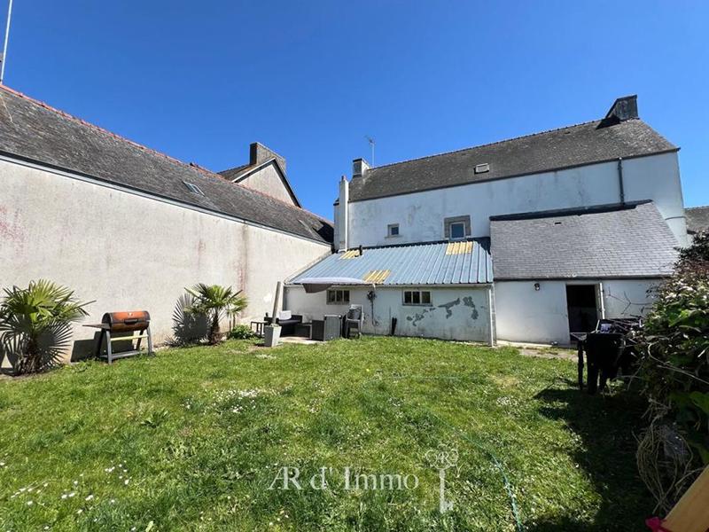 Maison - 162 m² - 6 pièces