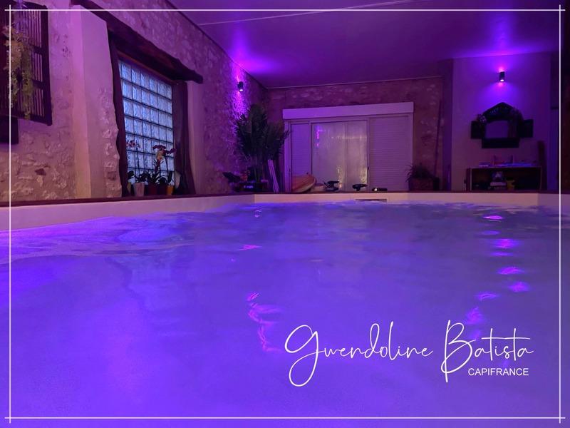 Maison en pierre - 300 m² - 7 pièces