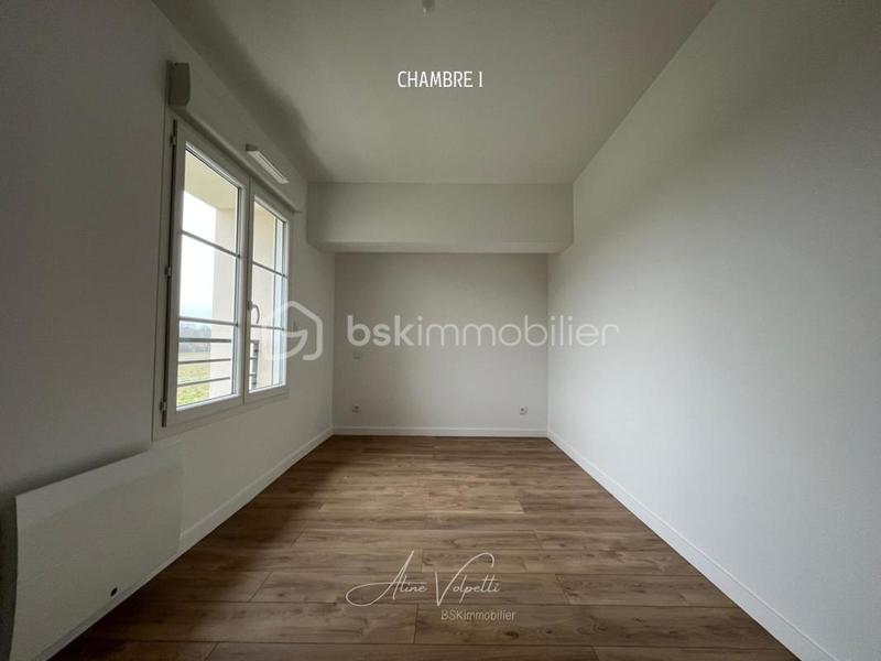 Maison - 137 m² - 4 pièces