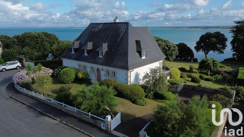 Maison - 186 m² - 5 pièces