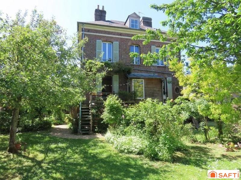 Maison de maîtres - 175 m² - 9 pièces