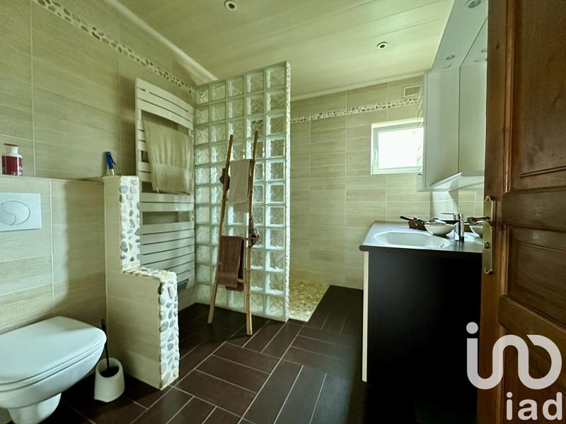 Maison - 97 m² - 5 pièces