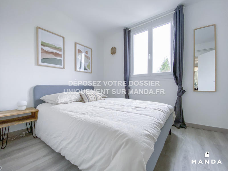 Chambre - 10 m² - 4 pièces