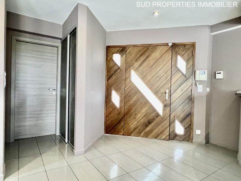 Maison - 218 m² - 7 pièces