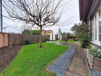 Maison - 167 m² - 6 pièces