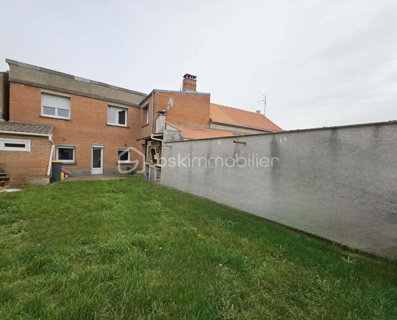 Maison - 120 m² - 5 pièces