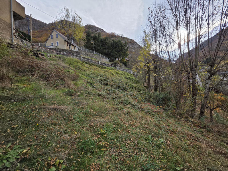 Terrain - 296 m²