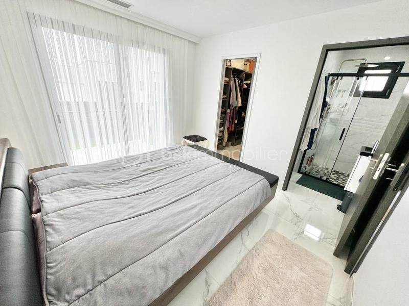 Villa - 130 m² - 5 pièces