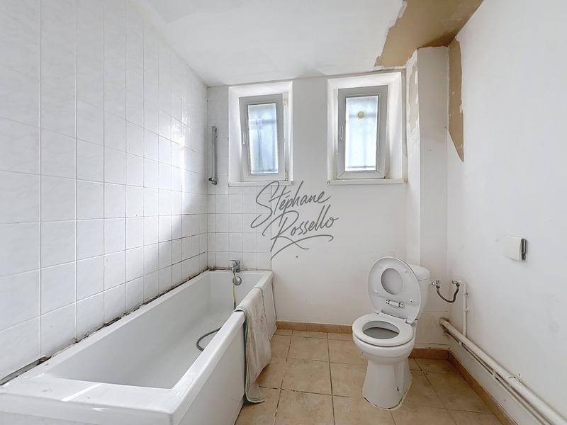 Immeuble - 297 m² - 14 pièces