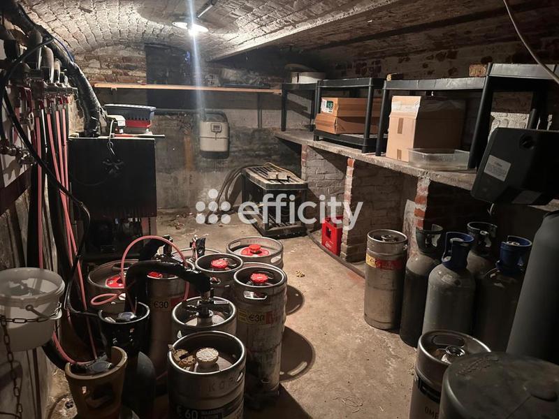 Immeuble - 320 m² - 6 pièces