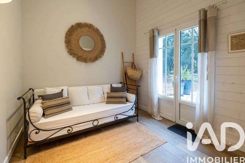 Maison - 121 m² - 5 pièces