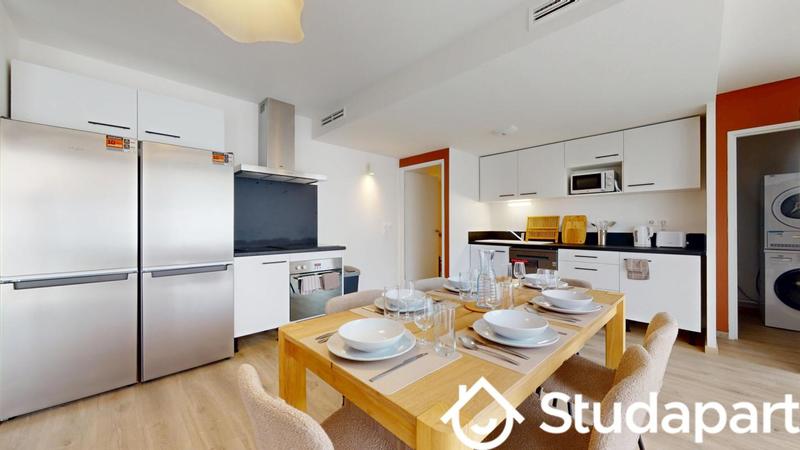 Chambre - 12 m² - 1 pièce