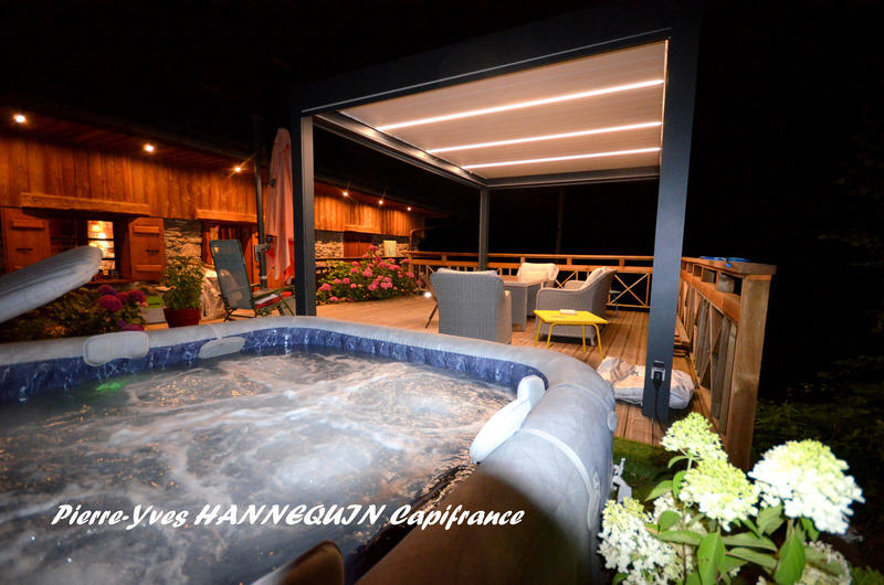 Châlet - 217 m² - 7 pièces