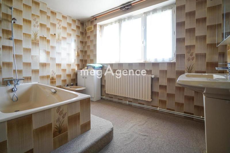 Maison - 132 m² - 5 pièces