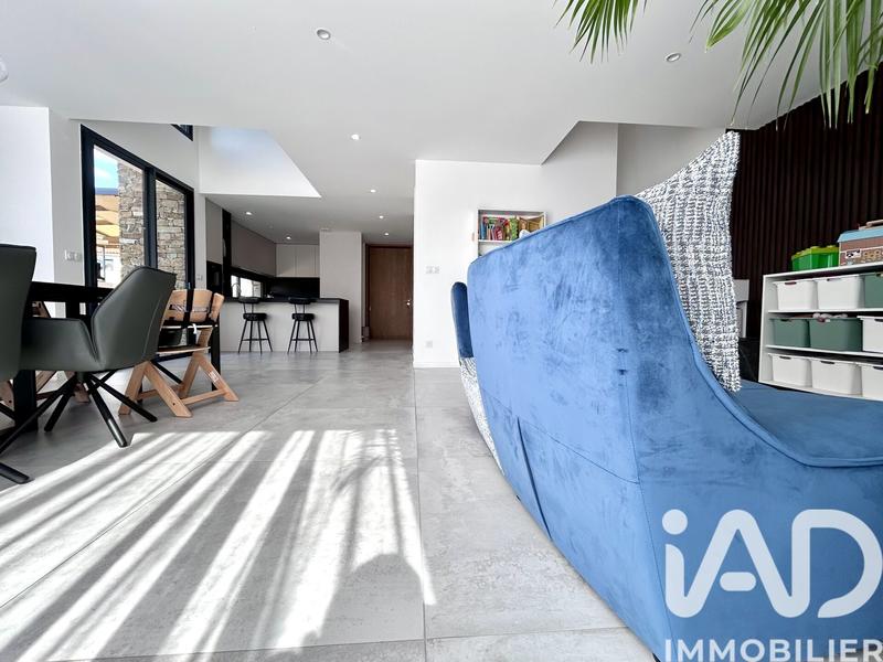 Maison - 138 m² - 4 pièces