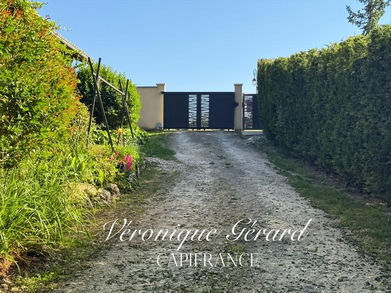 Maison - 170 m² - 5 pièces