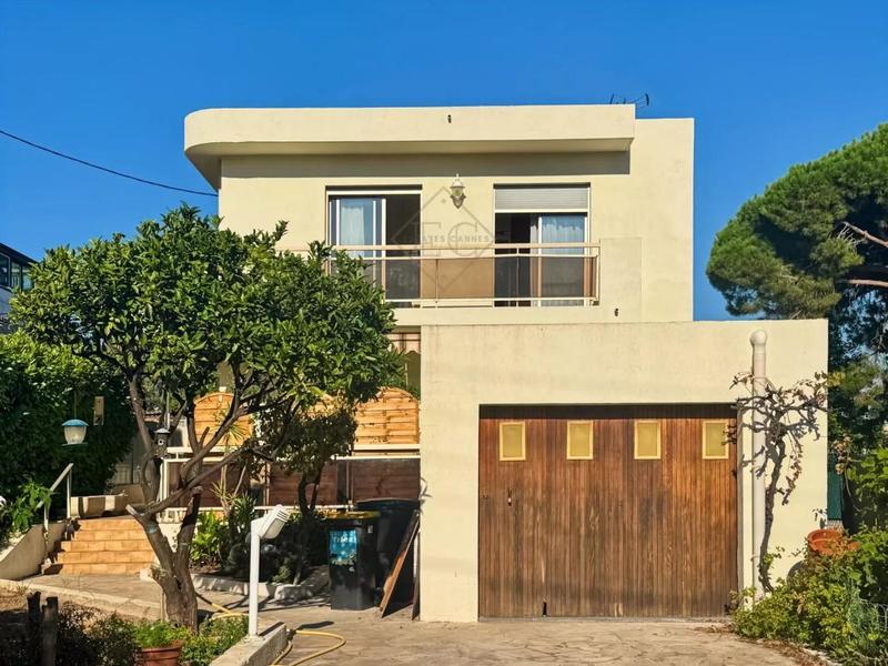 Maison de ville - 112 m² - 7 pièces