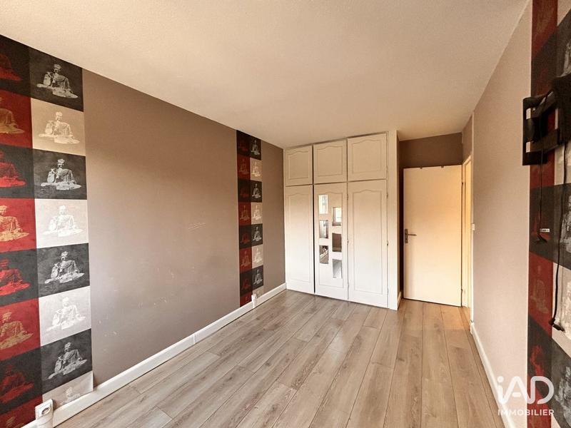 Appartement - 81 m² - 5 pièces