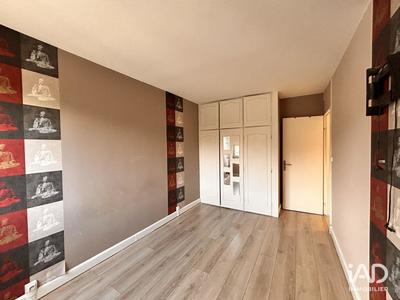 Appartement - 81 m² - 5 pièces