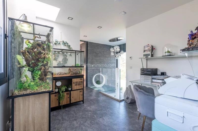 Maison - 145 m² - 5 pièces