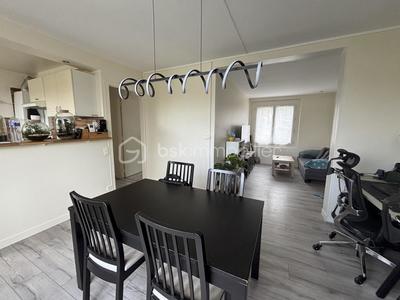 Appartement - 63 m² - 4 pièces