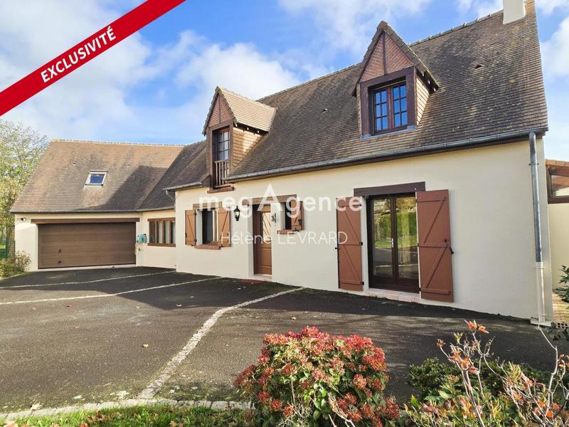 Maison traditionnelle - 176 m² - 10 pièces