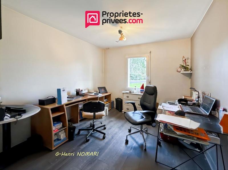 Maison - 185 m² - 9 pièces