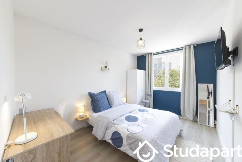 Chambre - 12 m² - 1 pièce