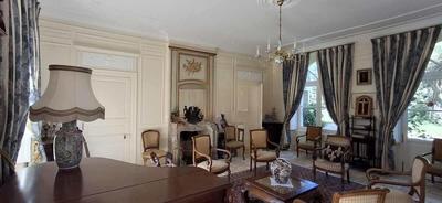 Manoir - 1 200 m² - 25 pièces