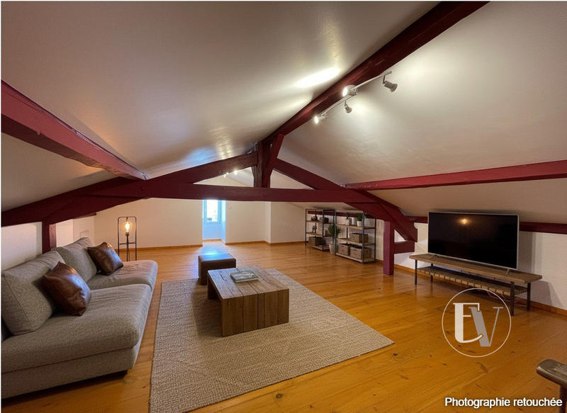 Maison ancienne - 140 m² - 3 pièces